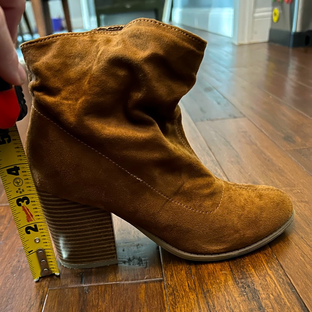Indigo Rd Slouchy Boots! - Picture 2 of 2